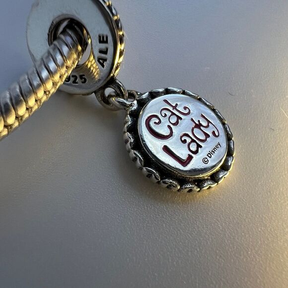 Disney x Pandora Aristocats Marie Cat Lady Dangle Charm Pendant - Picture 2 of 12